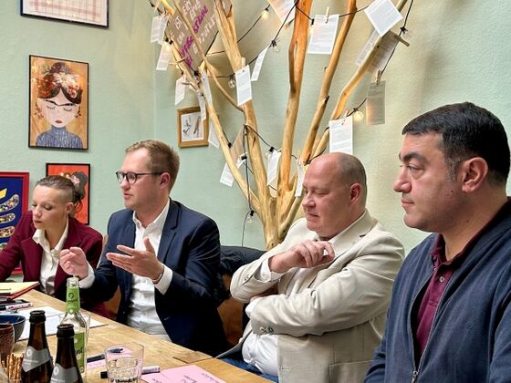v.l.: Katja Ahrens, Georg Heyn, Mike Szidat und Muzaffer Yilmaz